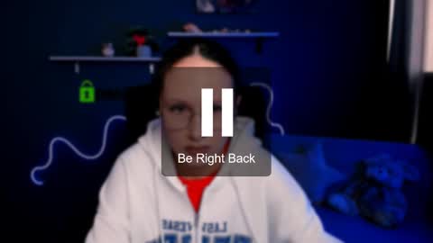 Mona  online show from 5, 3, 2025