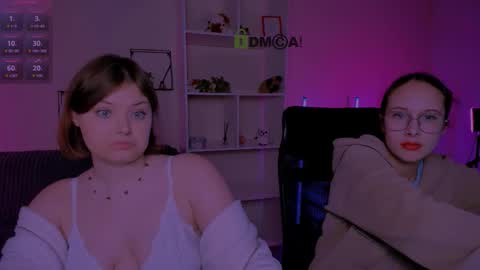 Mona  online show from 12, 10, 2025