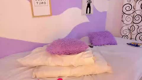 Snapshot of monaaxxx_ chatting on 28, 2, 2025 MONAAXXX online show from 28, 2, 2025