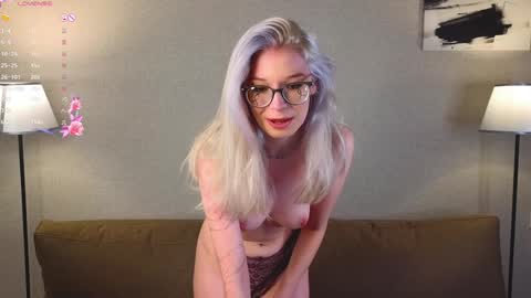 Snapshot of monahase chatting on 20, 1, 2025 Mona online show from 20, 1, 2025