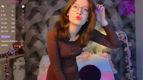 Snapshot of monanoir chatting on 29, 11, 2025 Mona online show from 29, 11, 2025