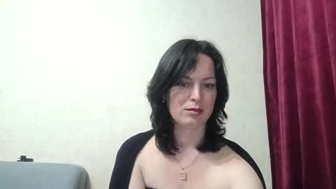 Snapshot of moncheriex chatting on 3, 6, 2026 Arina online show from 3, 6, 2026