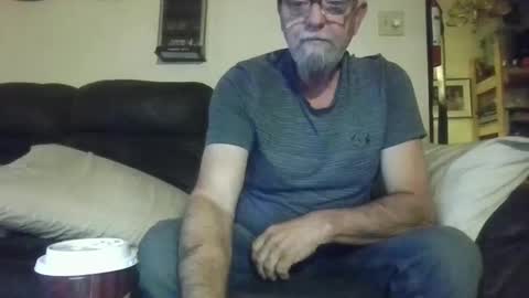 Snapshot of mondaymonday chatting on 7, 10, 2025 mondaymonday online show from 7, 10, 2025