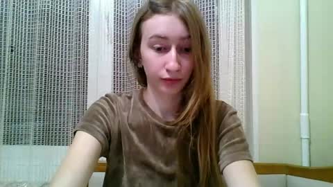 Snapshot of monica_tamayo chatting on 13, 7, 2026 Monica online show from 13, 7, 2026