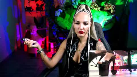 Monika online show from 14, 10, 2025