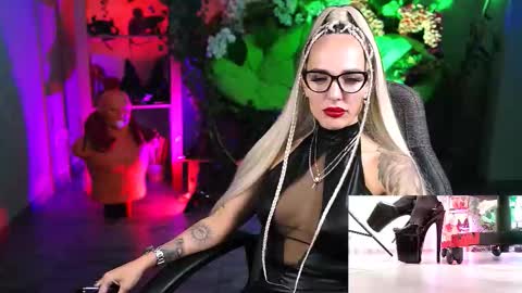 Monika online show from 21, 10, 2025