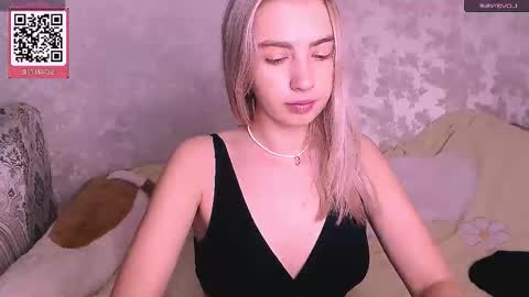 Snapshot of monicamoonlight chatting on 2, 10, 2025 monicamoonlight online show from 2, 10, 2025