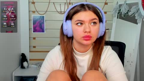 Snapshot of monika_youu chatting on 21, 12, 2024 Monika online show from 21, 12, 2024
