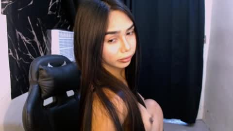 monikaaaaaaaaaa online show from 8, 6, 2026