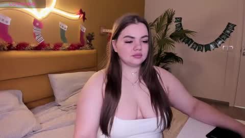 Monika online show from 9, 1, 2025