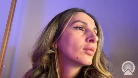 Snapshot of monikate_ chatting on 21, 2, 2025 Himy name Kateim pvt model with hairy pussy online show from 21, 2, 2025