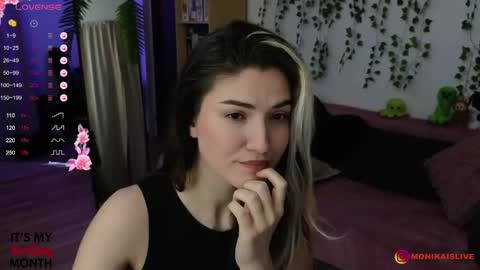 Monika online show from 9, 9, 2025