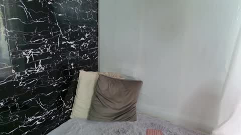 Snapshot of monique_a chatting on 8, 1, 2025 Ask me online show from 8, 1, 2025
