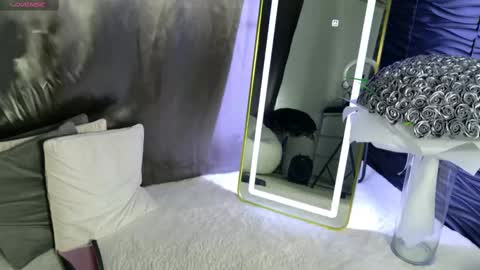 Snapshot of monique_a chatting on 5, 3, 2025 Ask me online show from 5, 3, 2025