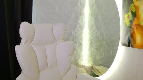 Ask me online show from 15, 11, 2025