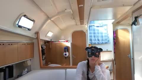 Snapshot of monkandmia chatting on 14, 4, 2026 Monk and Mia online show from 14, 4, 2026