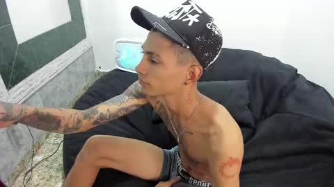 monkeyd_66 online show from 16, 2, 2025