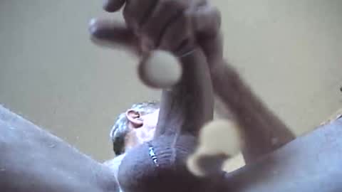 Snapshot of monkeyspank82 chatting on 5, 1, 2026 monkeyspank82 online show from 5, 1, 2026