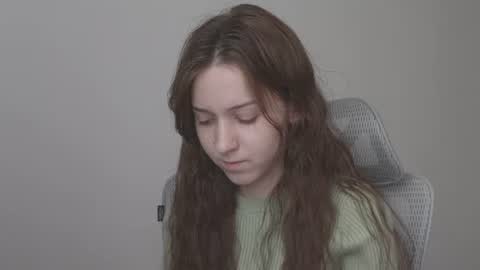 Snapshot of monnymoonn chatting on 18, 6, 2026 Mary online show from 18, 6, 2026