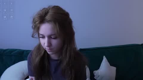 Snapshot of monnymoonn chatting on 1, 8, 2026 Mary online show from 1, 8, 2026
