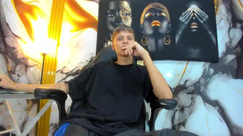 Snapshot of mono_blonde chatting on 13, 9, 2025 mono_blonde online show from 13, 9, 2025