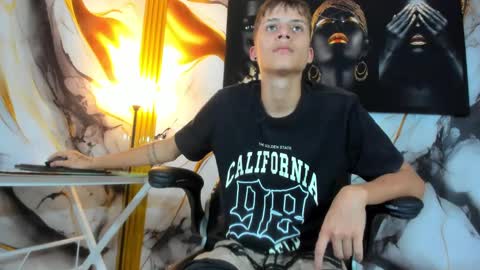 Snapshot of mono_blonde chatting on 15, 9, 2025 mono_blonde online show from 15, 9, 2025
