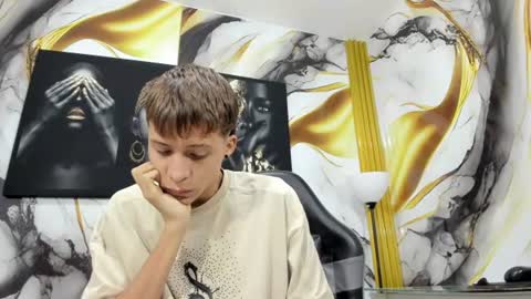 mono_blonde online show from 11, 6, 2026