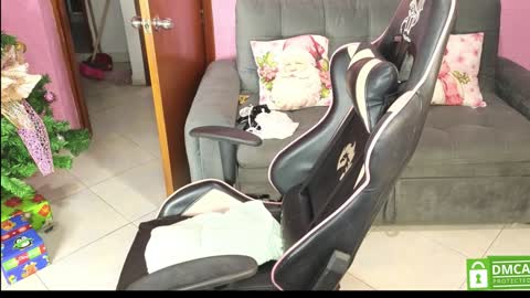 Snapshot of monroe_abigail chatting on 26, 12, 2024 monroe_abigail online show from 26, 12, 2024
