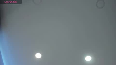   online show from 25, 11, 2025