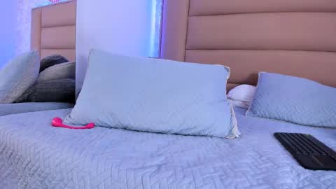 Adriana online show from 24, 2, 2025