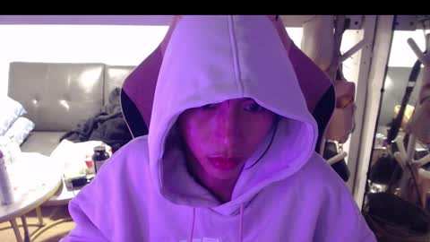 ELYSE A SIMPLE GIRL online show from 8, 12, 2024