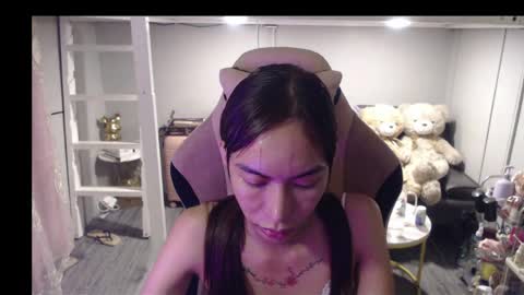 ELYSE A SIMPLE GIRL online show from 8, 5, 2026