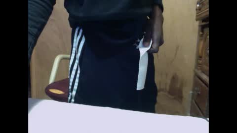 Snapshot of montydxxx2 chatting on 7, 12, 2024 montydxxx2 online show from 7, 12, 2024