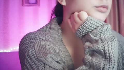 moodiemira online show from 14, 10, 2025