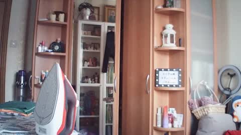 moodiemira online show from 11, 3, 2026