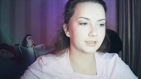 moodiemira online show from 15, 4, 2026