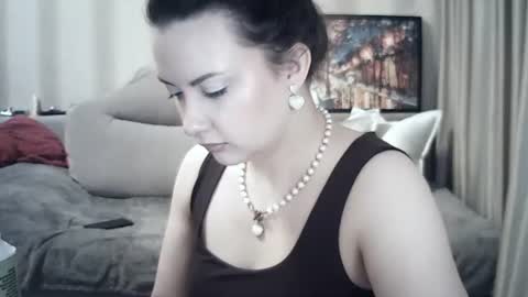 moodiemira online show from 10, 6, 2026