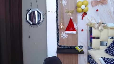 moon_and_fire_ online show from 5, 12, 2025