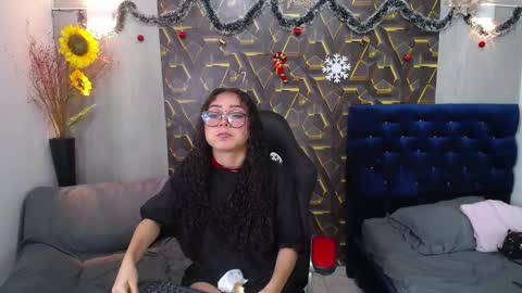 moon_and_fire_ online show from 16, 1, 2026