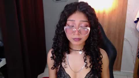 Snapshot of moon_and_fire_ chatting on 15, 6, 2026 moon_and_fire_ online show from 15, 6, 2026
