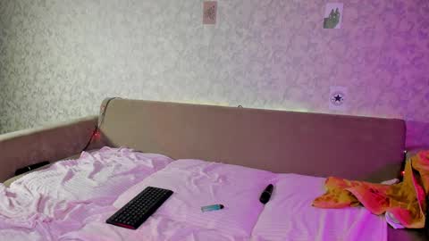 Ari online show from 5, 1, 2025