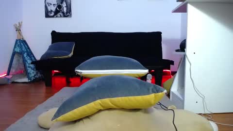 Snapshot of moon_ligth18 chatting on 3, 1, 2025 Luna online show from 3, 1, 2025