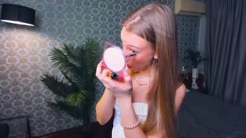 moon_puzzles online show from 22, 3, 2026