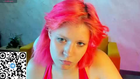 Snapshot of moon_starry chatting on 6, 8, 2026 Your love online show from 6, 8, 2026
