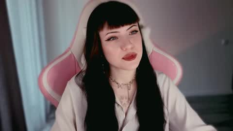  sophie  online show from 4, 6, 2026
