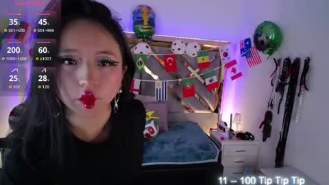 Snapshot of moon_water__ chatting on 22, 6, 2026 Moon Water online show from 22, 6, 2026