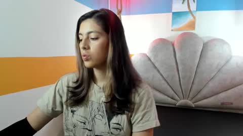 Snapshot of moon_winy chatting on 19, 9, 2025 Winy online show from 19, 9, 2025