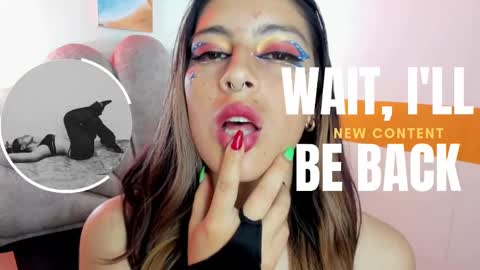 Snapshot of moon_winy chatting on 17, 11, 2025 Winy online show from 17, 11, 2025