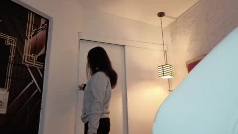 Snapshot of moon_winy chatting on 24, 11, 2025 Winy online show from 24, 11, 2025