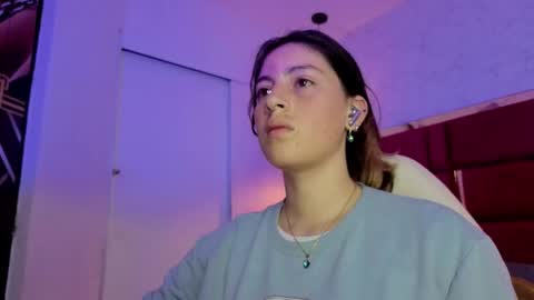 Snapshot of moon_winy chatting on 5, 2, 2026 Winy online show from 5, 2, 2026